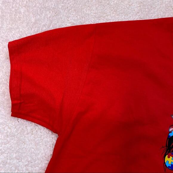 Messy Bun Autism Awareness Red Tee Medium - Picture 5 of 8